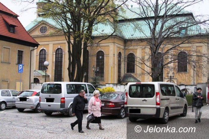 Jelenia Góra: Dojazd do Kościoła zamknięty. Wierni są oburzeni