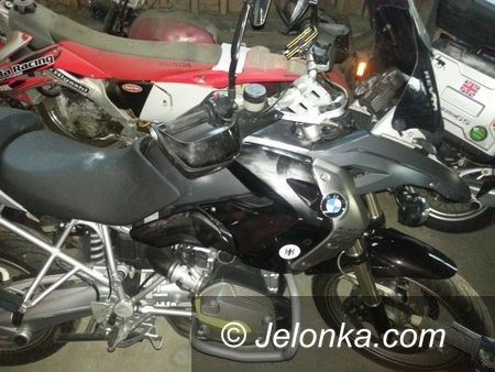 Region: W "dziupli" kradzione auto, motory i śnieżny quad