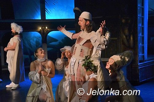Jelenia Góra: Spektakl i koncert na weekend w Zdrojowym