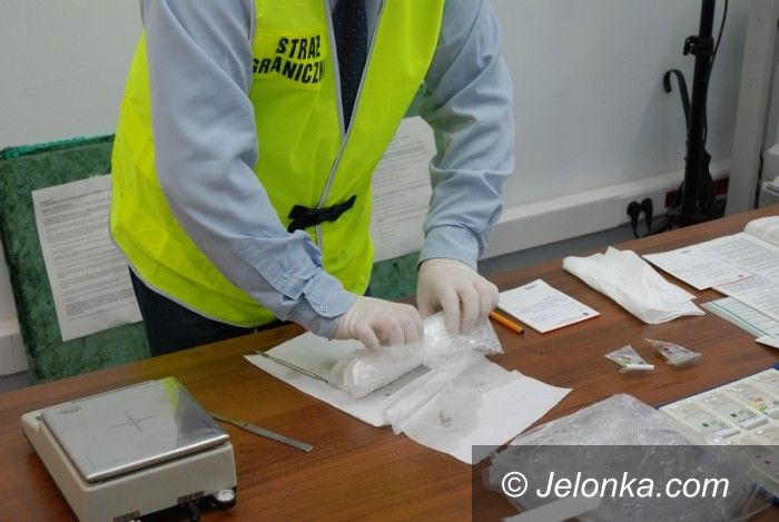 Jelenia Góra: Wpadł z narkotykami – miał blisko 5 tys. porcji