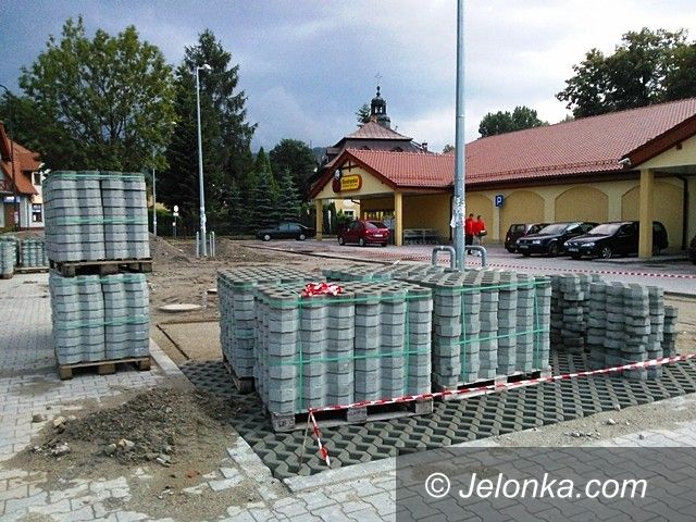 Jelenia Góra: Do Biedronki suchą stopą