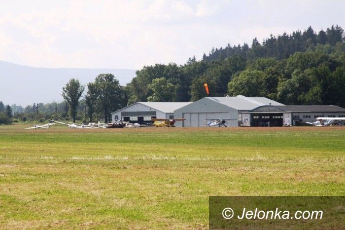 Jelenia Góra: Są pieniądze na dokumentację pasa startowego