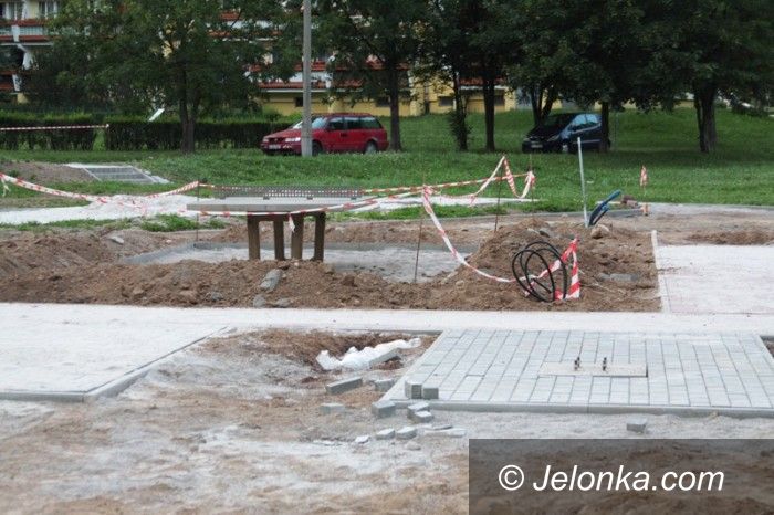 Jelenia Góra: Na Zabobrzu powstaje plac rekreacji dla dzieci i dorosłych