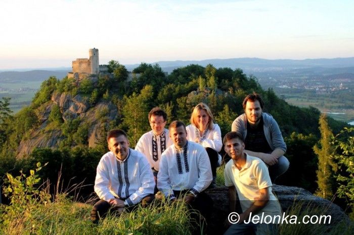 Jelenia Góra: Przyjaciele Dworu Czarne zapraszają na koncert Szyszaka