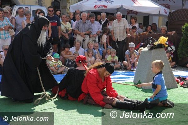Jelenia Góra: Widowiskowe zakończenie teatrów ulicznych