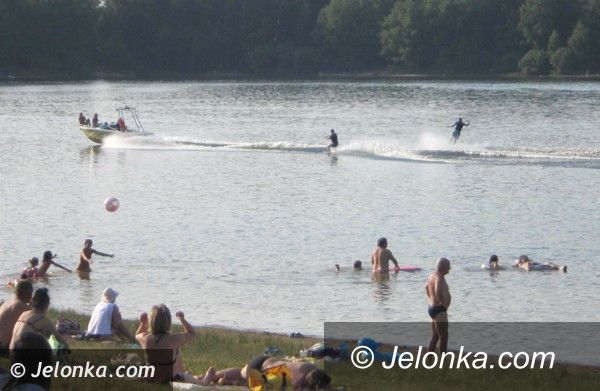 Region: Na zalewie leśniańsko–złotnickim nadal grasują "motorowodni" maniacy