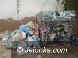 Jelenia Góra: Czytelniczka: Tak ma wyglądać segregacja?