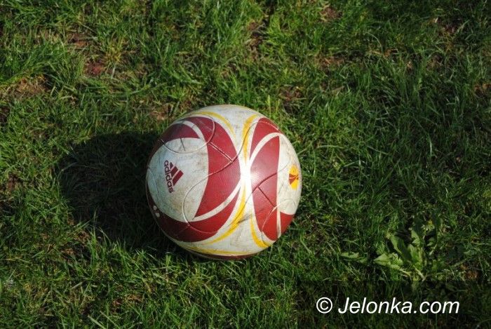 IV-liga piłkarska, klasa okręgowa, klasa A: Piłkarskie wyniki z czwartku, zapowiedzi na niedzielę