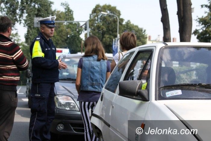 Jelenia Góra: Cztery auta zderzyły się na światłach przy Wolności