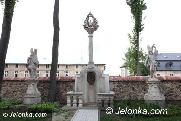 Jelenia Góra: O cieplickim źródle zdrowia, mnichach i historii uzdrowiska