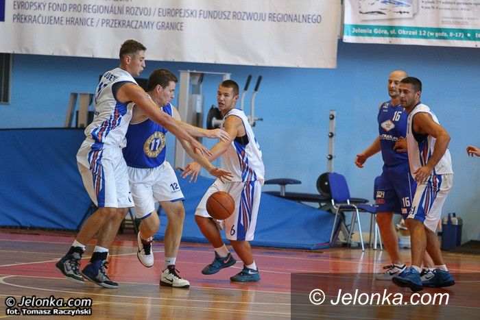 Jelenia Góra: Dwa zwycięstwa Sudetów po pierwszym dniu