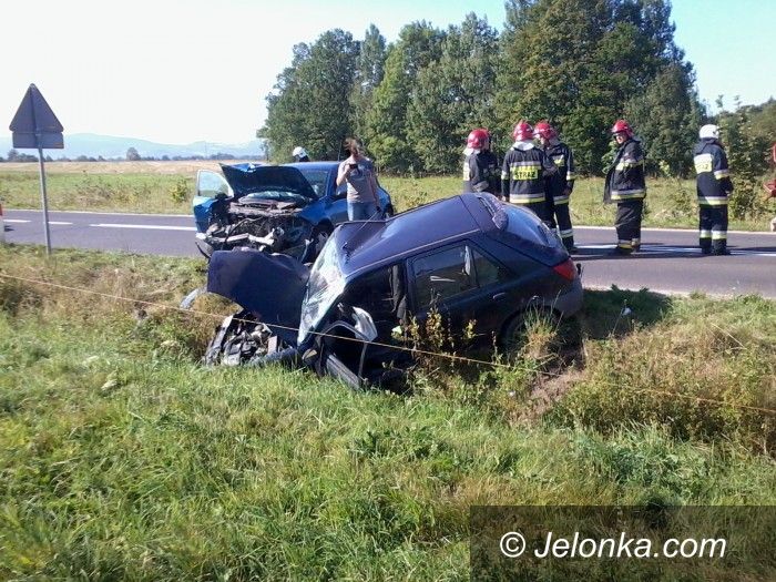 Podgórzyn: Zderzenie dwóch aut w Podgórzynie