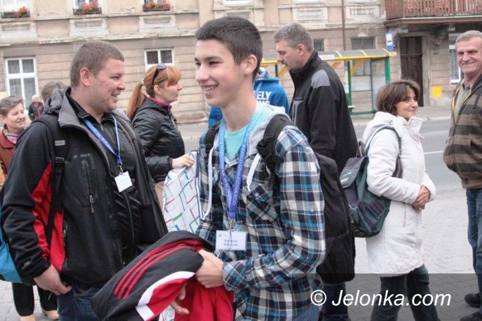 Jelenia Góra/Region: Stypendyści Fundacji im. J. Szmajdzińskiego wyjechali do Warszawy