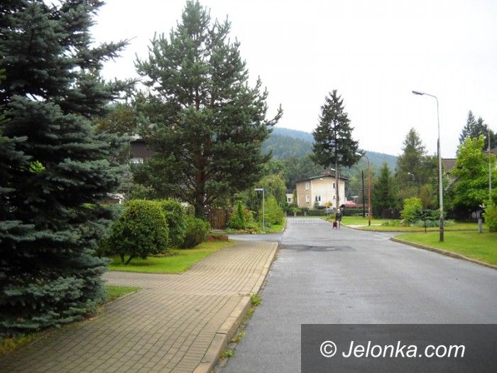 Jelenia Góra: Świerkowa bez… jednego chodnika