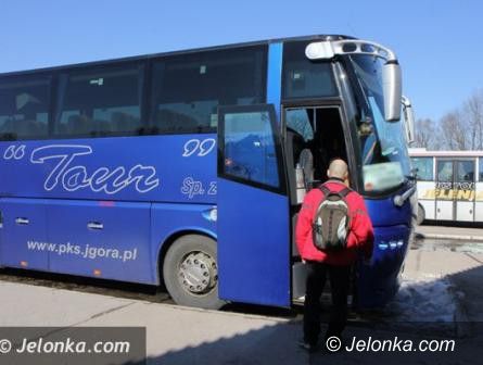 Jelenia Góra: Z numerem miejsca „pekaesem” na… stojąco?