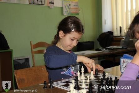 Jelenia Góra: Klub Szachowy Jelonka zaprasza na turnieje