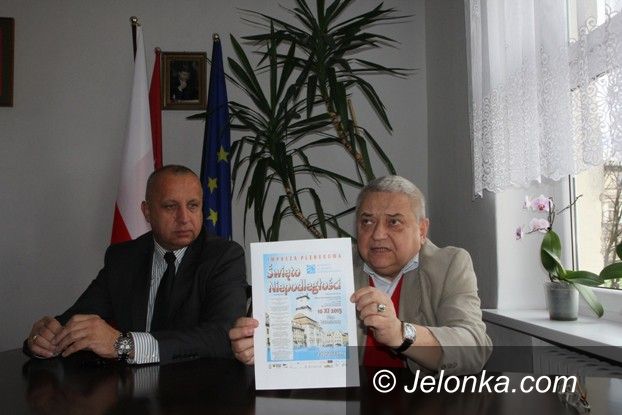 Jelenia Góra: Święto Niepodległości w Rynku (nieco) inaczej