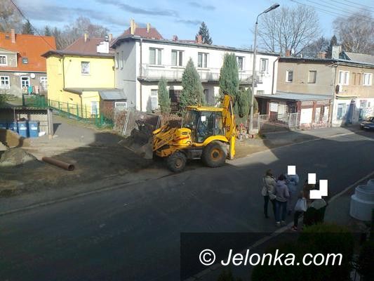 Jelenia Góra: Niebezpieczne studzienki w Cieplicach