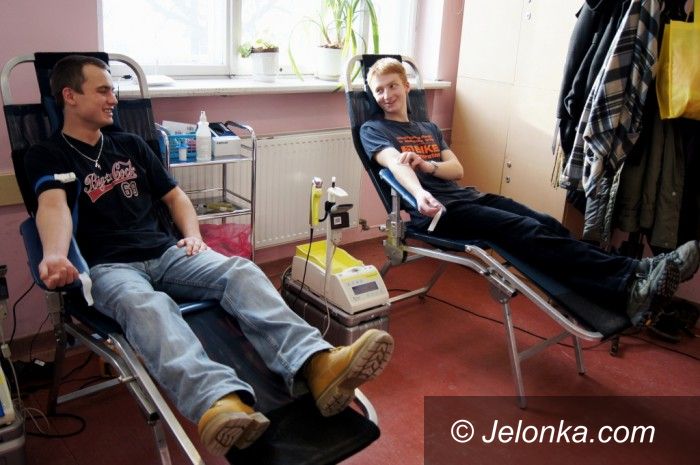Jelenia Góra: Nie bądź żyła. Oddaj krew!