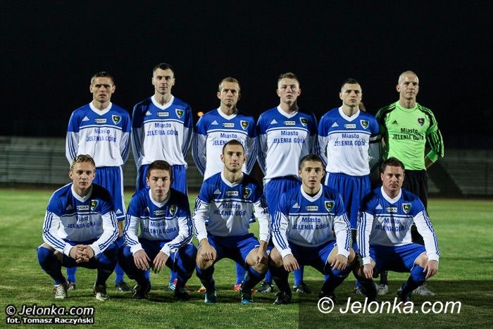 Jelenia Góra: Derby dla biało–niebieskich
