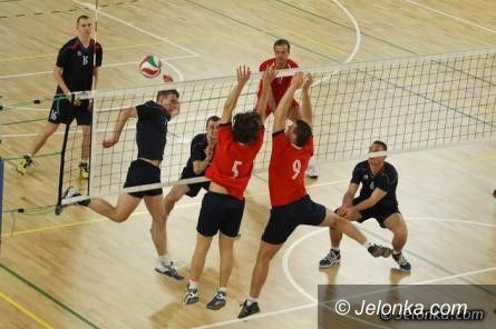 Jelenia Góra: Siatkarze amatorzy wystartowali …