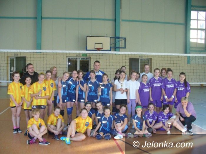 Janowice Wielkie: Powalczyły o puchar prezesa UKS Sokoliki