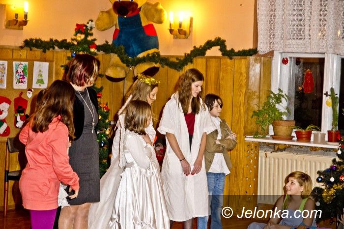 Jelenia Góra: Jasełka w Domu Harcerza