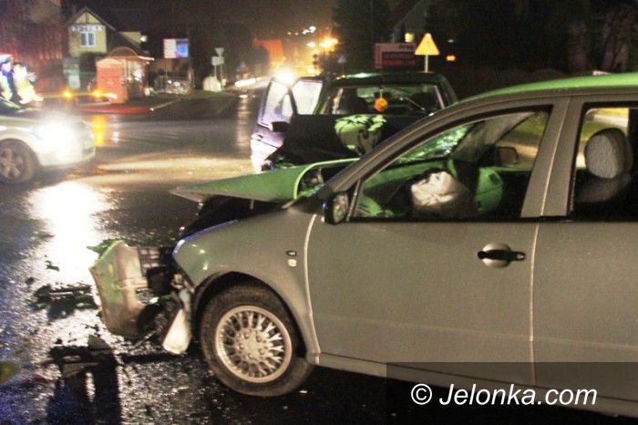 Jeżów Sudecki: Wypadek w Jeżowie Sudeckim. Pięć osób w szpitalu