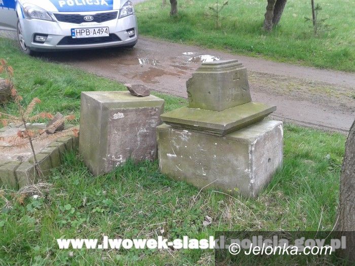 Region: Ukradli przydrożną figurkę