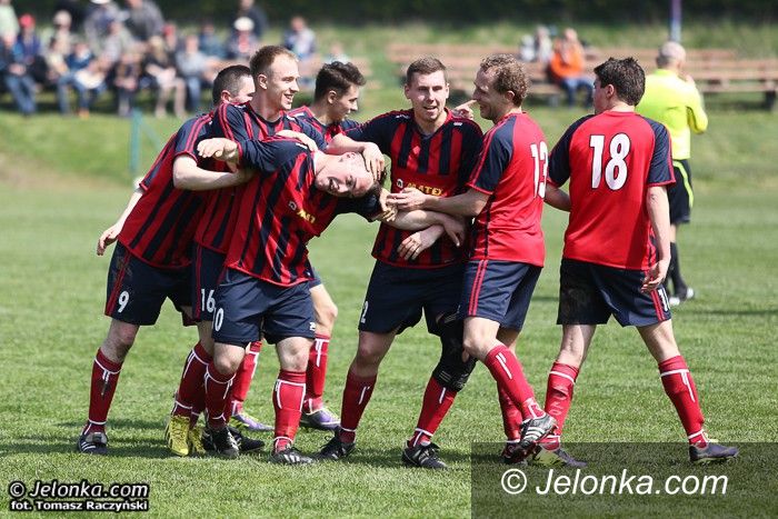 Dziwiszów: Gminne derby dla Piasta Dziwiszów
