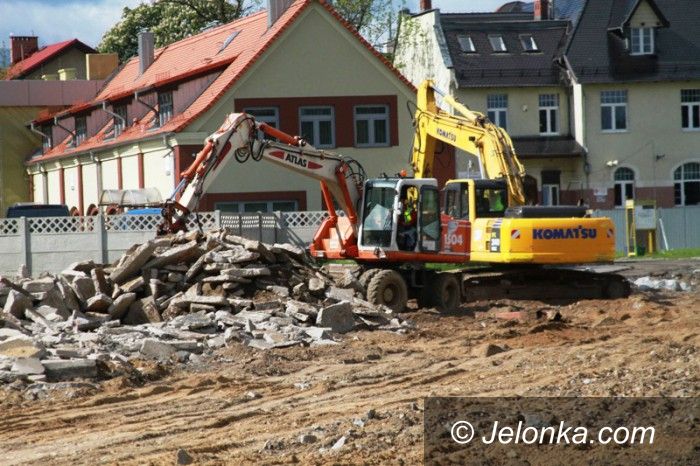 Jelenia Góra: Pełną parą idzie budowa nowej galerii