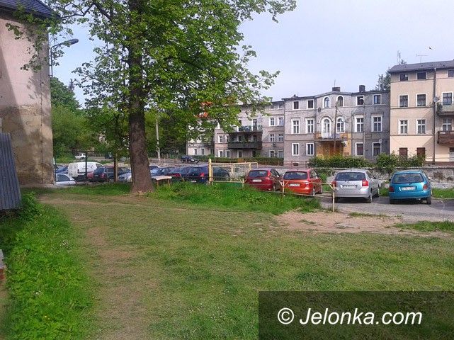 Jelenia Góra: Efektowny bulwar przy Kamiennej w Cieplicach