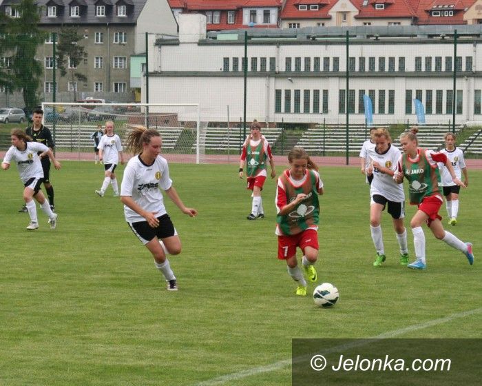 Jelenia Góra: Cztery gole Smagur w debiucie przy Złotniczej