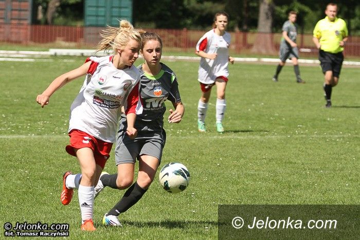 III-liga piłkarek: Victoria AW wierzy w awans