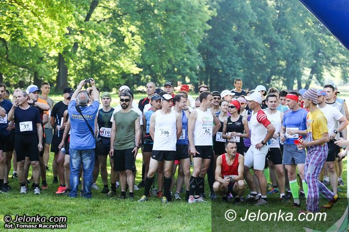 Wojanów: Rywalizacja, upał i przeprawa przez Bóbr – w Biegu Extra!