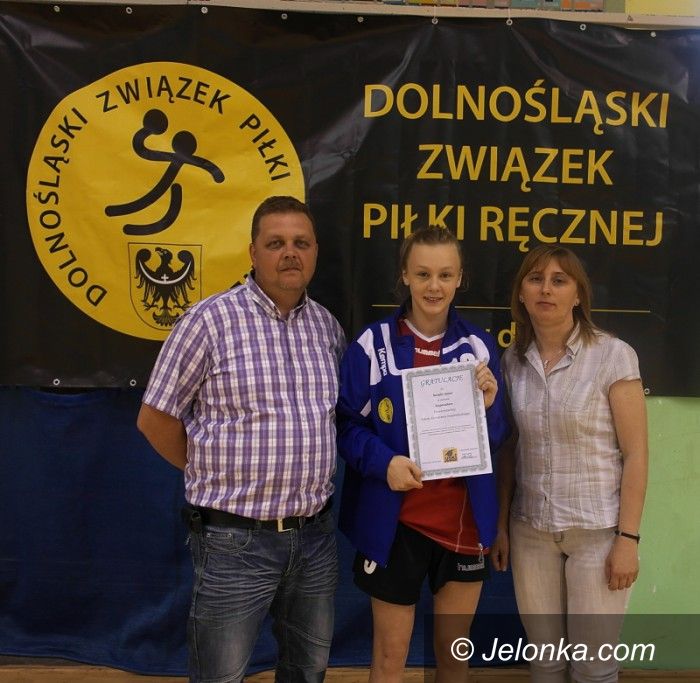 Je: Jeleniogórska szczypiornistka laureatką stypendium sportowego