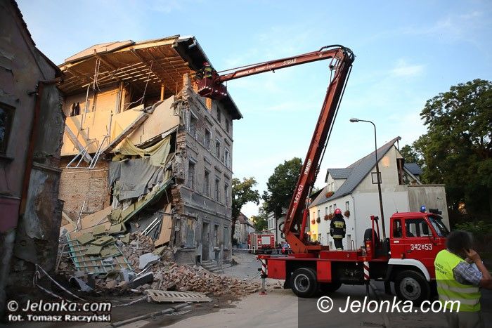 Jelenia Góra: Przy Groszowej zawalił się budynek (aktualizacja)