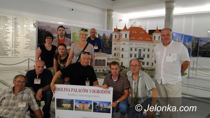 Warszawa/Region: Wystawa fotografii Doliny Pałaców i Ogrodów w Sejmie