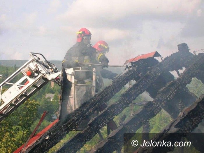 Karpacz: Pożar byłego hotelu w Karpaczu