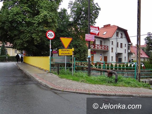 Jelenia Góra: Karkonoska (częściowo) przejezdna