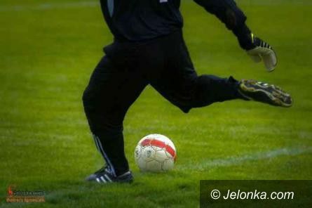 Okręg jeleniogórski: Lotnik – Karkonosze: pucharowe derby już dziś