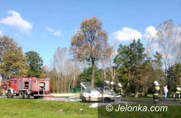 Miłków: Spłonął opel w Miłkowie