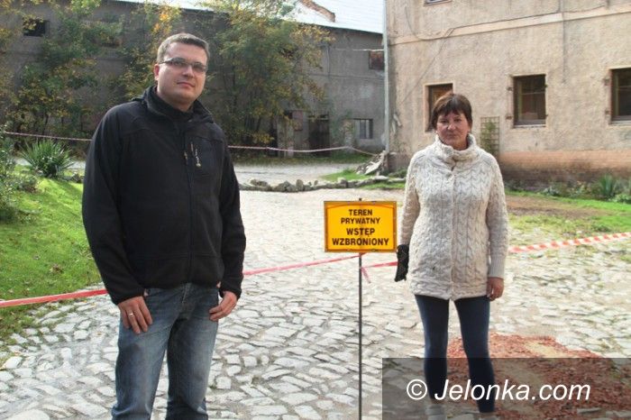 Jelenia Góra: Miasto sprzedało działki budowlane… bez drogi