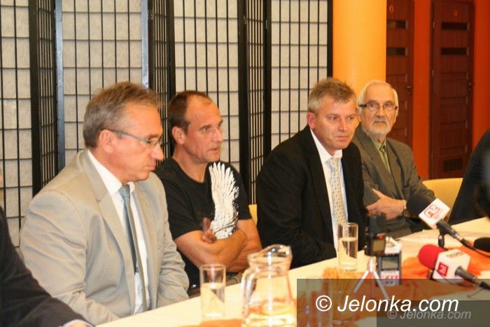 Jelenia Góra: Paweł Kukiz: ktoś musi odetkać to szambo, żeby dzieci nie wyjechały za granicę