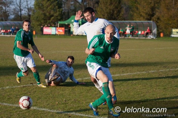 Kowary: Olimpia dobita przez "czerwoną latarnię"
