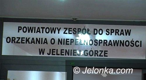 Jelenia Góra: Po nowe karty parkingowe w kolejce aż do końca stycznia