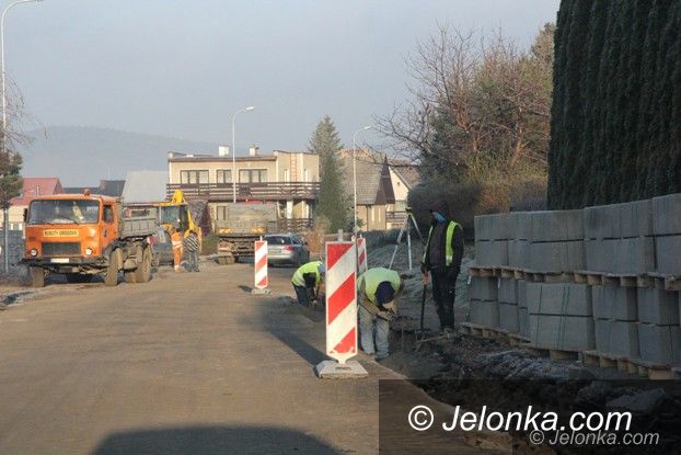Jelenia Góra: Trwa remont na ul. Widok, są utrudnienia w ruchu