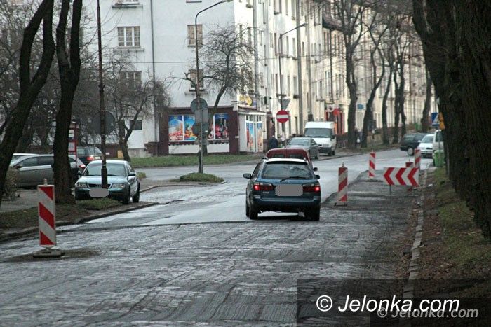Jelenia Góra: Slalomem po ul. Drzymały