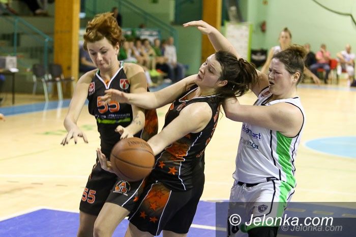 Jelenia Góra: Trzynasta porażka „Karkonoszek”