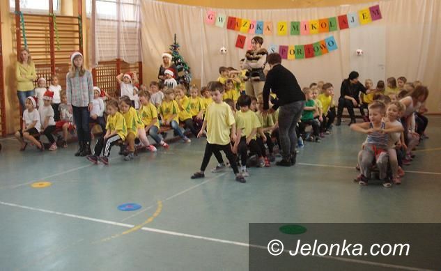 Jelenia Góra: Mikołajkowy turniej przedszkolaków w SP7